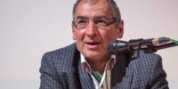 زیباکلام: درگیری با ایران از محبوبیت ترامپ می‌کاهد/ افکار عمومی آمریکا موافق جنگ با ایران نیست