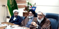 روحانیون هادی سیاسی جامعه‌اند و وابسته به هیچ گروه و جناح خاصی نیستند