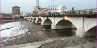 سمبل تنکابن فرو می‌ریزد؟