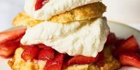 دستور تهیه شورت‌کیک توت‌فرنگی به ساده‌ترین روش