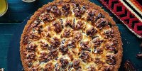 تارت خرما و گردو؛ این دسر مغذی و انرژی‌زا