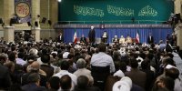 دیدار جمعی از مسئولان نظام و سفرای کشورهای اسلامی با رهبر انقلاب