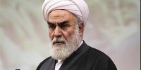 دشمن می خواهد نسل جوان ما را فاسد کند و این خطر جدی است
