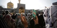 دعای عرفه در حرم مطهر رضوی طنین‌انداز شد