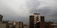 بارش باران و وزش باد در تهران/وضعیت جوی کشور