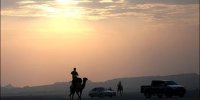 یک جهانگرد هرمزگانی با شتر به دور دنیا می رود