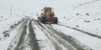 بارش برف در محورهای کوهستانی هراز و کندوان