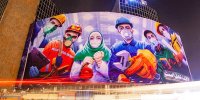 رونمایی از دیوارنگاره جدید میدان ولیعصر با شعار وقت عمل است