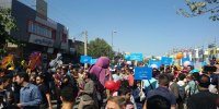 کارناوال افتتاحیه تئاتر بین المللی خیابانی مریوان به راه افتاد