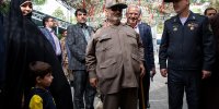 رونمایی از تقریظ رهبر انقلاب بر کتاب در کمین گل سرخ