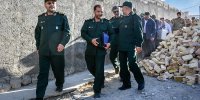 بازدید سردار سلیمانی از مناطق سیل‌زده لرستان