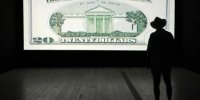 هزاران میلیارد تومان سود ارزی دولت کجا می‌رود؟
