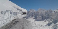 گردنه عسل‌کشان شهرستان کوهرنگ همچنان مسدود است