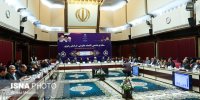 وزیر اقتصاد در مشهد