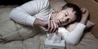 نکاتی مهم برای افرادی که تعریق و بی‌خوابی دارند