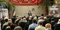 حضور ابراهیم حاتمی کیا در دیدار پیشکسوتان و فرماندهان دفاع مقدس با رهبر انقلاب/ عکس