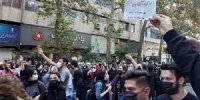 آنچه زیر پوست شهر می گذرد/کالبدشکافی اعتراضات/خشم فقط از گشت ارشاد نیست
