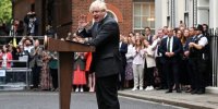 محبوبیت جانسون از تراس پیشی گرفت!