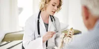 این میوه خوشمزه قاتل پوکی استخوان است