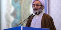 انتقاد خطیب جمعه رشت از خواص/مردم تحمل‌تان نخواهند کرد