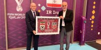 حسین شریعتمداری این عکس را نبیند