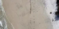 کشف‌ اتفاقی کشتی باستانی اسرارآمیز پس از طوفان+عکس