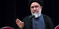 انتقاد آیت‌الله محقق داماد از گرانی دلار/ به عرش برین رسیده/ دو سوم ثروت ما معلمان پوچ شده است