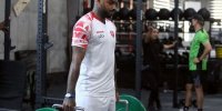 اقدام جالب همسر لوکادیا برای فرار از هواداران پرسپولیس+ عکس