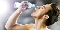 فواید نوشیدن آب که از آن بی خبرید