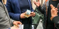 ۵ دلال ارزی در تهران بازداشت شدند