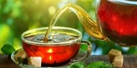 عوارض جدی خوردن چای کهنه دم که باید جدی بگیرید
