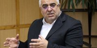 ایمن آبادی: با اسم عوض کردن نمی‌شود به مردم آدرس غلط داد/ مگر مشکلی دارید که پوست می‌اندازید؟!
