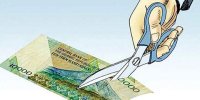 کسانی که در دوره روحانی نگران کاهش ارزش پول ملی بودید، این روزها نگران نیستید؟