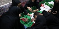 پاسخ پدر شهید عجمیان به وساطت 2 بازیگر معروف برای بخشش قاتلان پسرش