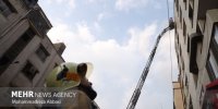 جدال ۸ ساعته آتش‌نشانان با حریق ساختمان ۱۵۳