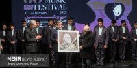 وزیر فرهنگ بازهم به جمع سرودی‌ها آمد/ تجلیل از آهنگساز مهم انقلاب
