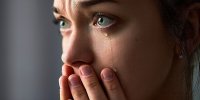 فواید جالب گریه کردن که از آن بی خبرید