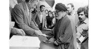 روایت خبرنگار اطلاعات از حضور آیت‌الله طالقانی در رفراندوم 1358+عکس