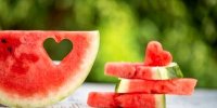 ۹ خاصیت مهم این میوه تابستانی قرمز