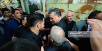 بغض امیر قلعه نویی در آغوش علی دایی ترکید/ عکس