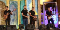 استقبال از کنسرت رایگان سینا درخشنده در آب‌وآتش تهران