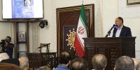 هنرمندان توجه بیشتری به عرصه مغفول هنرهای تجسمی کنند
