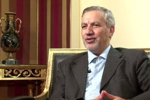 کنایه عطاءالله مهاجرانی به حدادعادل درباره تبدیل ایران به ژاپن اسلامی! / ظاهرا مجلس نمی خواهد اجازه بدهد وفاق اجرا شود