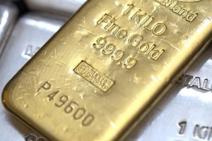 نظر یک کارشناس اقتصادی در مورد علت افزایش طلا