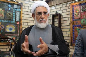 منتجب نیا: اگر استیضاح نمایندگان در قانون وجود داشت، آنها باید اول از همه، پاسخگوی وضعیت اقتصادی می شدند