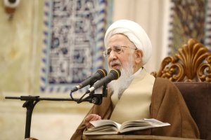 آیت الله جوادی آملی: اگر اصالت خود را حفظ کنیم، در مذاکرات و مسائل خارجی دچار ضعف نخواهیم شد/ هر نقطه از ایران گواهی بر تمدن، علم و فرهنگ است