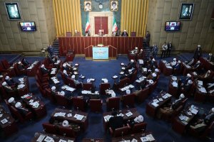 هشدار مجلس خبرگان به ترامپ به خاطر سخنان سخیفش/ هرچه بیشتر در امور داخلی ایران دخالت کنید با خشم و عزم راسخ‌تر این ملت مواجه خواهید شد