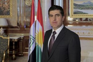 بارزانی: از تصمیم پ.ک.ک برای انحلال و گذاشتن سلاح‌ها بر روی زمین حمایت می‌کنیم