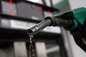 قیمت هر لیتر بنزین در افغانستان چقدر است؟