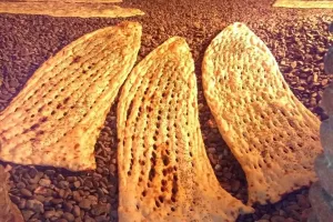 رئیس اتحادیه نانوایان سنگک تهران: فروش کیلویی نان به‌تنهایی تخلفات را مهار نمی‌کند
